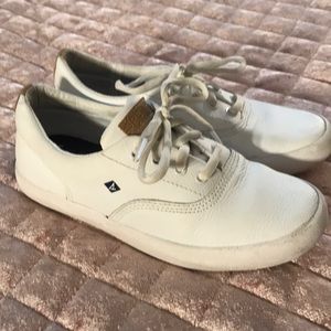 Sperry Boat shoes ⭐️